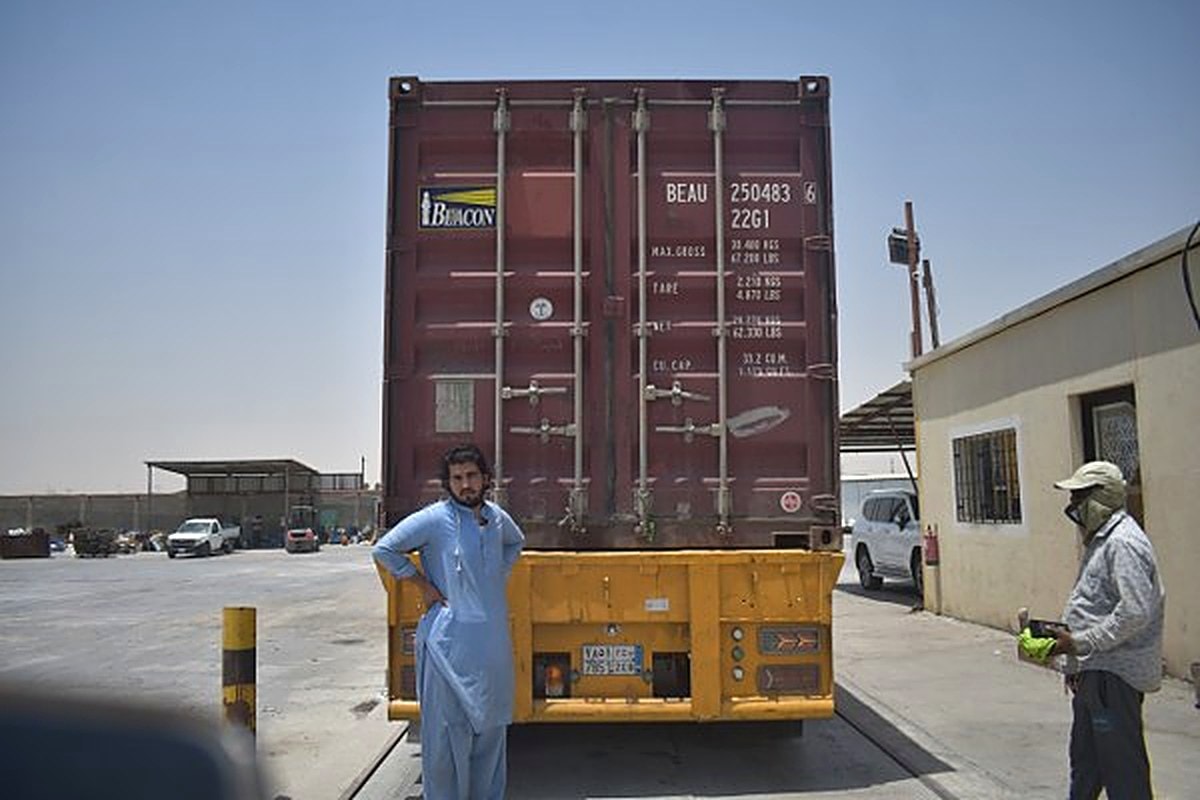 Empty container, number recorded